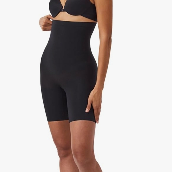 SPANX High-Waisted Black Shapewear Shorts - Picture 1 of 12